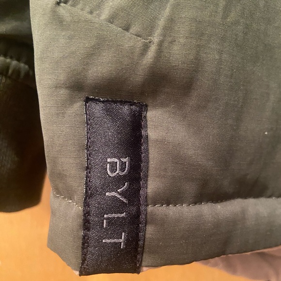 BYLT Hi-Lo Reversible Bomber Jacket Quilted Pattern
Green & Beige - Picture 5 of 11